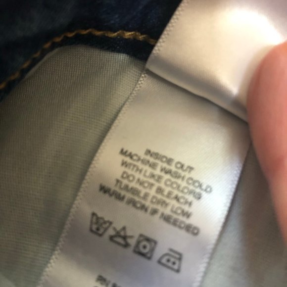 Kenneth Cole Reaction Moderna Denim Skirt - Picture 10 of 10